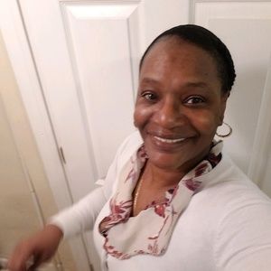 Meet your Posher, Carol